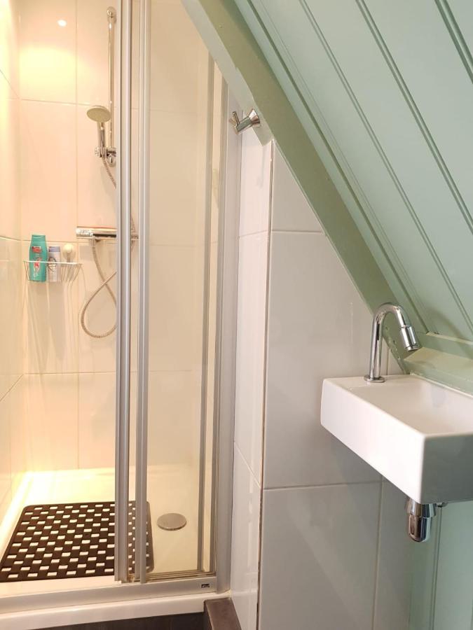Tweepersoonskamer met Eigen Badkamer